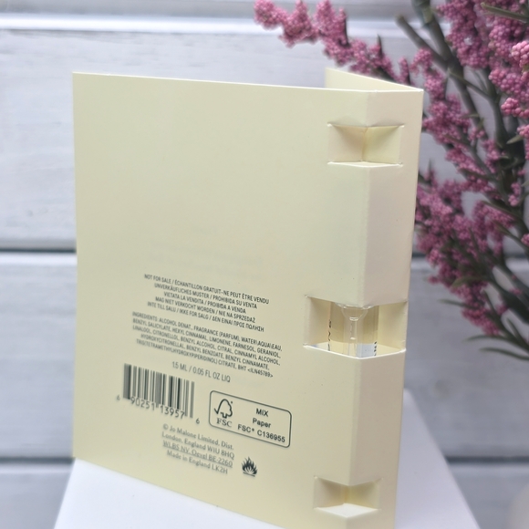 Jo Malone Wood Sage & Sea Salt + Sample - Picture 5 of 7